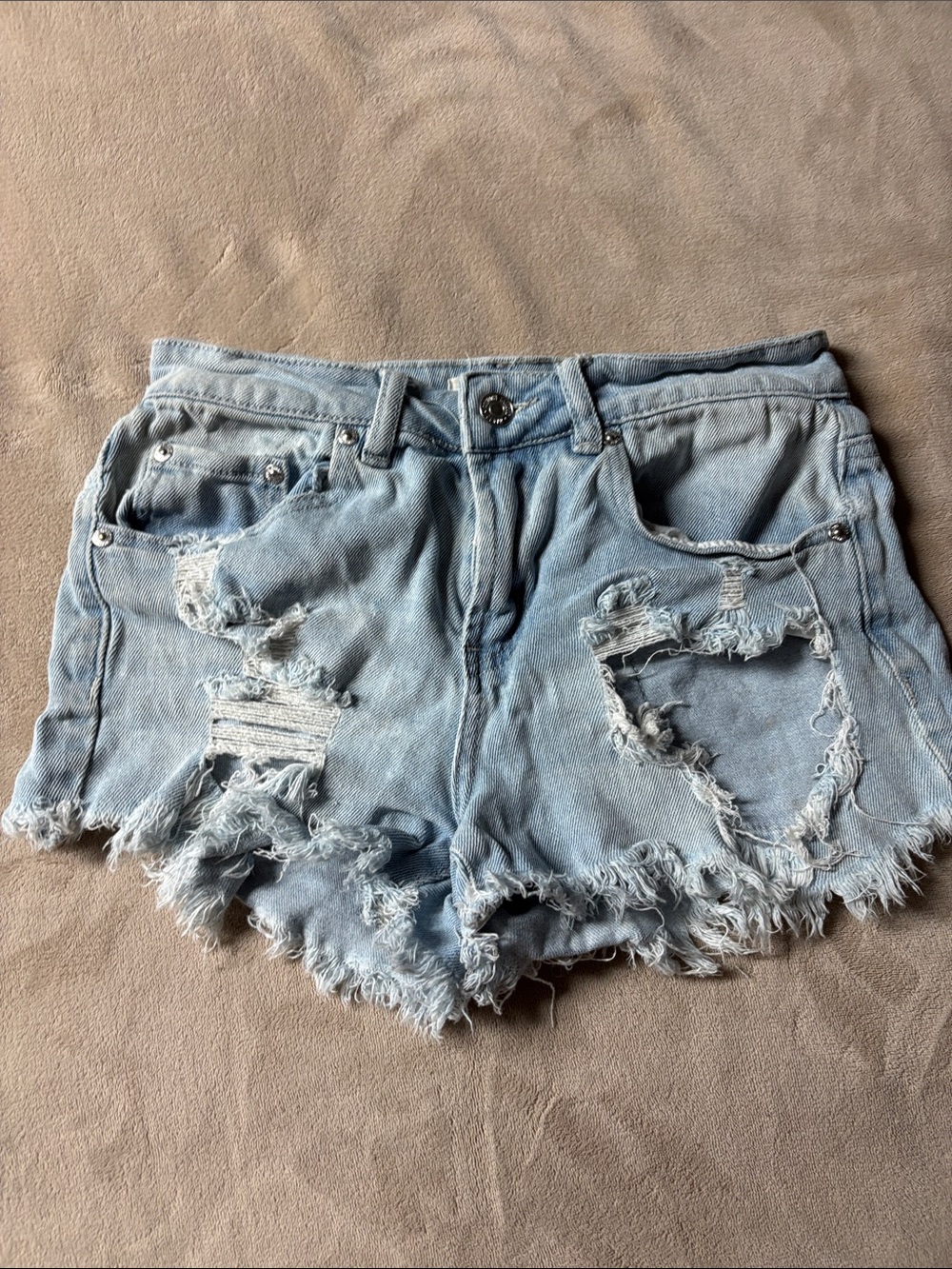 Size 0 almost famous blue jean shorts